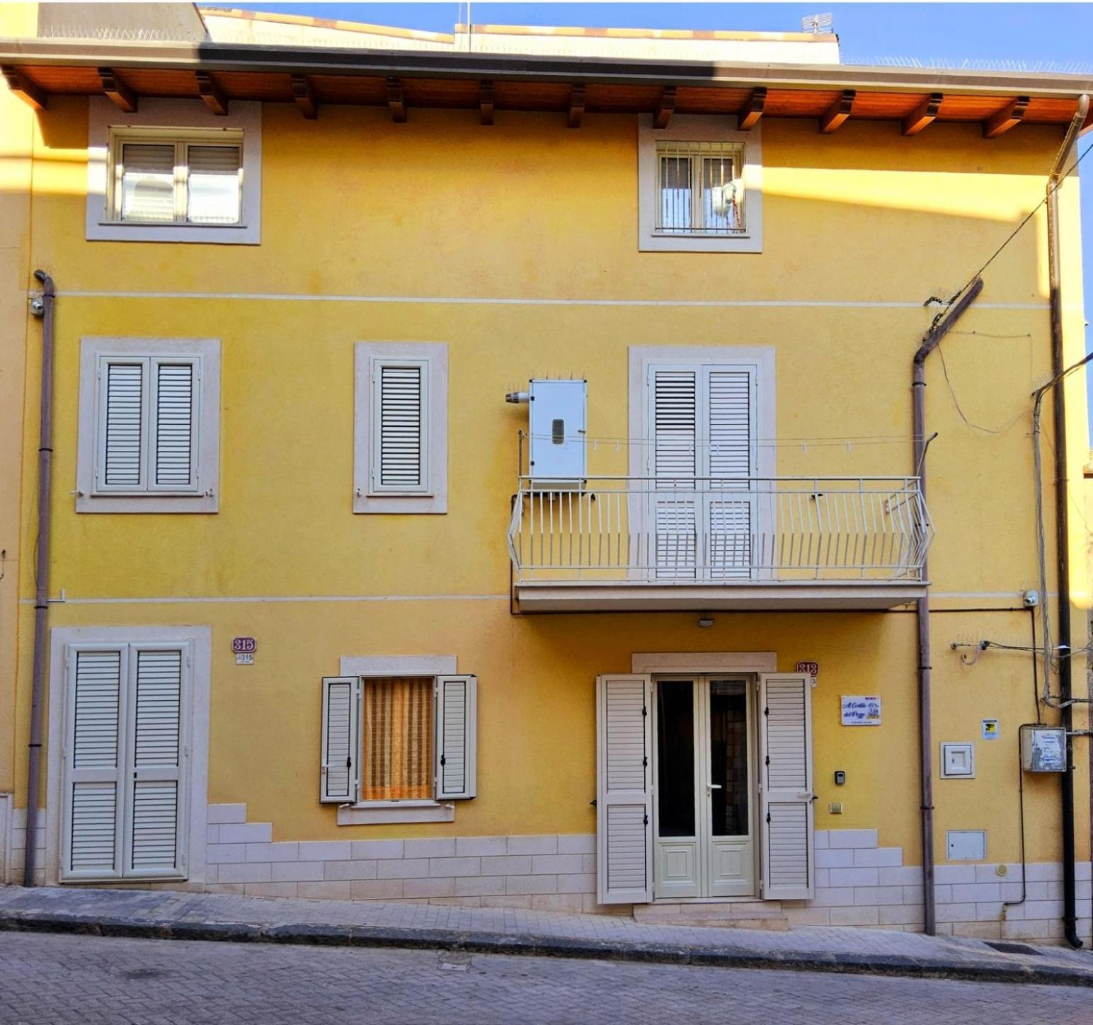 Al Cortile Del Pozzo Delia Exterior foto